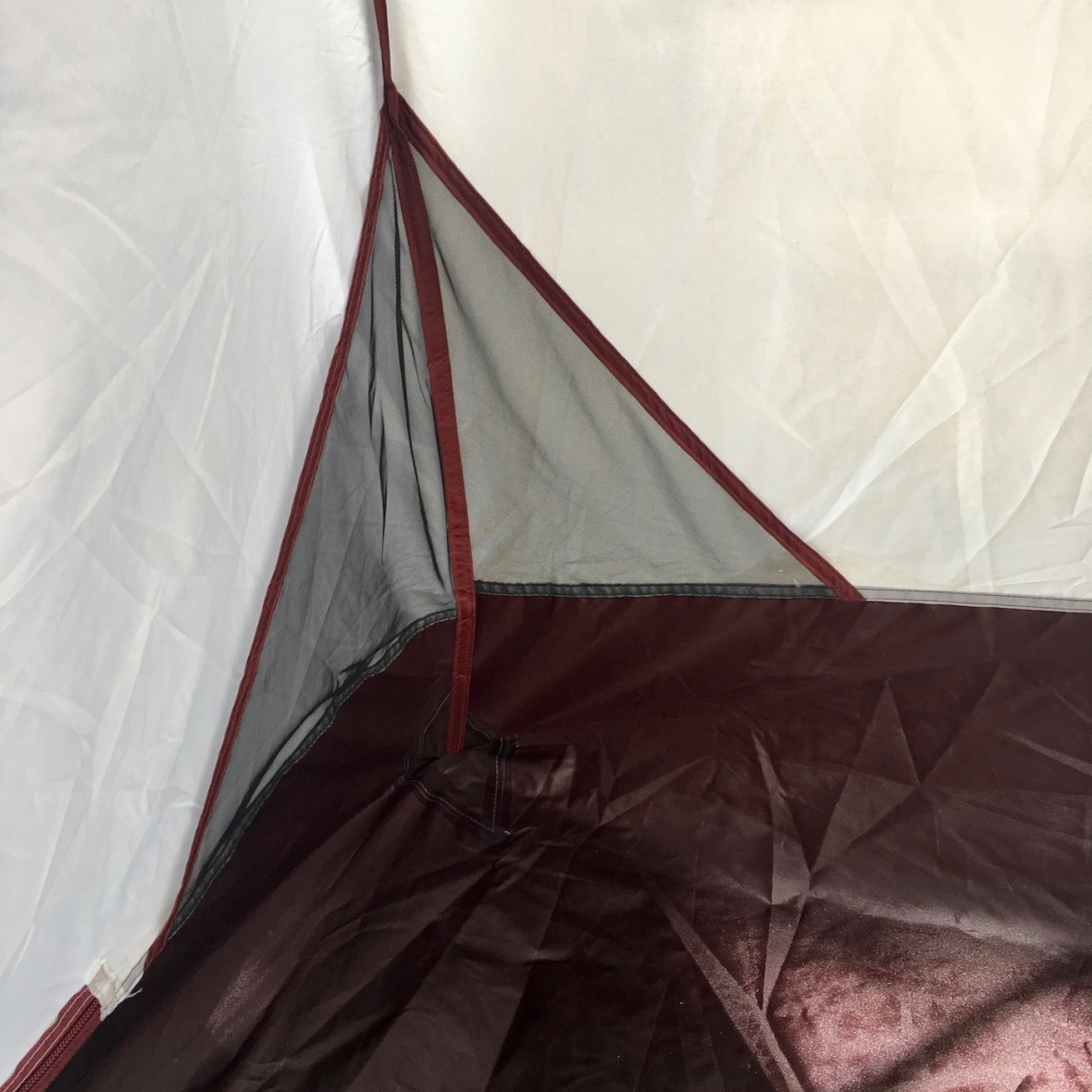 Gear Review REI Co-op Grand Hut 4 Tent Corner pockets